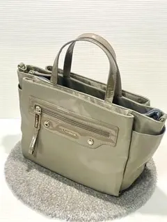 未使用　シンプルラ バガジェリー LA BAGAGERIE 多ポケット2WAYのサムネイル