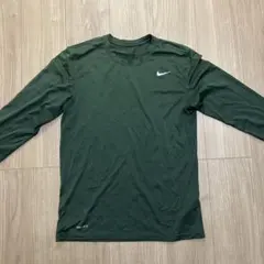 Nike DRI-FIT ダークグリーン ロングスリーブTシャツ