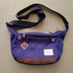 メンズ　ショルダーバッグ　チャンピオン