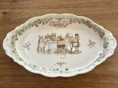 ロイヤルドルトン　Brambly Hedge 楕円形 プレート 皿のサムネイル