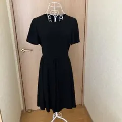 ブラックフォーマルワンピース 半袖 ウエストリボン