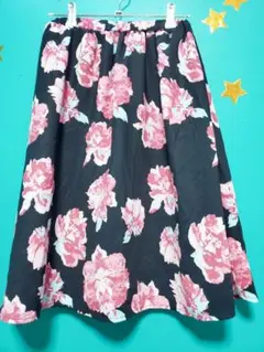 CECIL McBEE花柄スカート