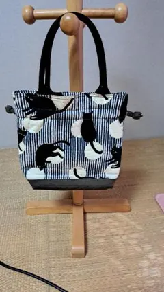 #猫柄 ハンドメイド 　バッグ