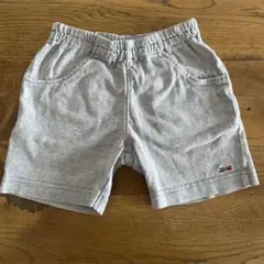 ファミリア　グレー ショートパンツ