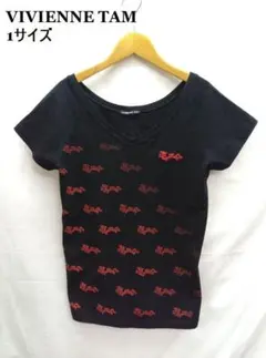 ヴィヴィアンタム ◎黒柄　Vネック　半袖Tシャツ　1サイズのサムネイル