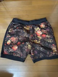 ナイキ ジョーダンJORDAN バスパン 花柄 レオパ モノクロ ハーフパンツ