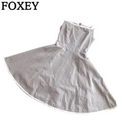 良品★FOXEY ひざ丈ワンピース フレア Aライン 水玉 ドット柄 40のサムネイル