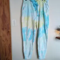 Item thumbnail for item eb5127b2-a7da-440a-9054-3fa4ad55a605