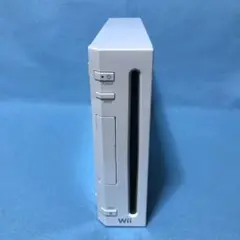 リーマンブルース様☆ Wii 本体のみ　内蔵ソフト3本付き　ホワイト　④