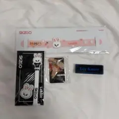 straykids スキズ skzoo リノ リービット ポップアップ - メルカリ