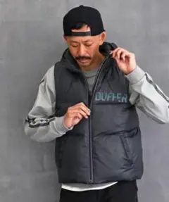 DUFFER ブラックレーベル タフタ中綿ベスト ブラック サイズMのサムネイル