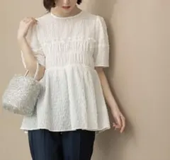 オペークドットクリップ　シャーリングペプラムブラウス　38