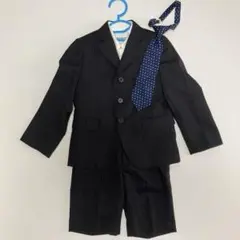 ほぼ新品　ミキハウス　スーツ４点セット