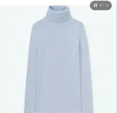 UNIQLO ライトブルータートルネックセーター