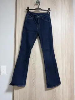 GU フレアデニムパンツ