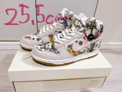 Supreme × Nike SB Dunk High 