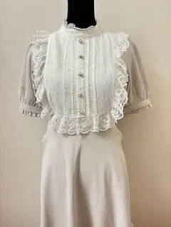 Honey Cinnamon フリル 半袖 ワンピース ピンクベージュ