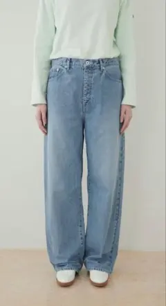 品よく、こなれる新定番のストレートデニム　「北欧暮らしの道具店」　ブルーM