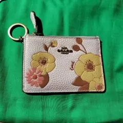 ＣＯＡＣＨ 花柄レザーカードケース