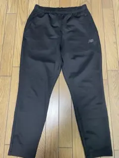 New Balance 黒 ジャージパンツ Lサイズ