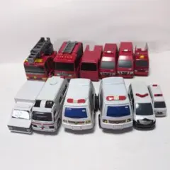消防車・救急車ミニカーセット 3～5cm程12台＋2台計14台