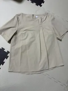 し*い様 訳あり　TONAL ベージュ 半袖トップスのサムネイル