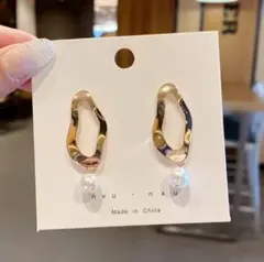 Item thumbnail for item b97c74ac-2ef7-459e-b8d9-8daf3ccf45f8