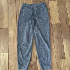 ユニクロ　ウルトラストレッチ　アクティブジョガーパンツ　S