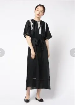 ヌキテパ☆コットンガーゼリーフエンブロイダリースリーブレスドレス