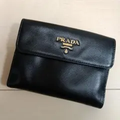 ととと様専用　　PRADA 二つ折り財布 ブラック　サフィアーノ