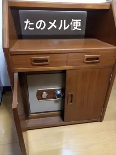 UCHIDA金庫付き 木製収納棚 UCHIDA金庫内蔵 木製収納棚 - メルカリ