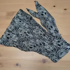 KK022302 ナンバーナイン / エミリー期 スパイダースカル スカーフのサムネイル