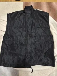 ブラック ジップアップ ベスト Fサイズ