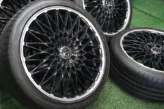 LOXARNY　Pavone　プリウス　レガシィ　ハチロク　215/40R18のサムネイル