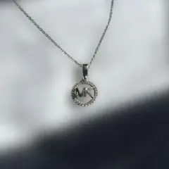 MICHAEL KORS サークルロゴ ネックレス シルバーカラーのサムネイル