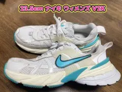 お値下げは不可です ; ; NIKE ウィメンズ V2K 23.5cm