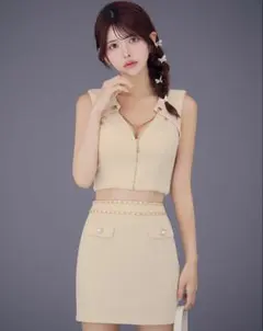 ベージュ クロップドトップとスカートセット キャバ嬢 ドレス