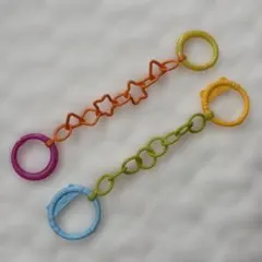 おもちゃホルダー　チェーン　トイザらス　2個セット