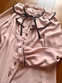 可愛い⭐︎シークレットハニー　ピンク フリルブラウス サイズ2