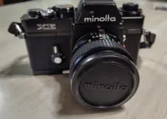 Minolta XE フィルム一眼レフカメラ 本体＋ストロボ＋レンズフィルターのサムネイル