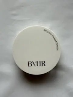 BYUR バイユア　セラムフィット モイストプレストパウダー 01 ピンク