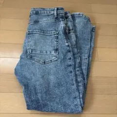 ZARA ライトブルー ストレートジーンズ