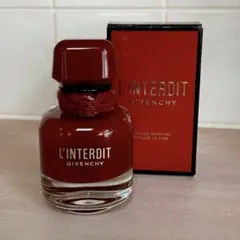 GIVENCHY 香水のサムネイル