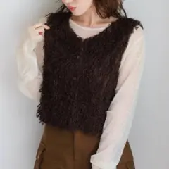 Kastane ファーショートベスト