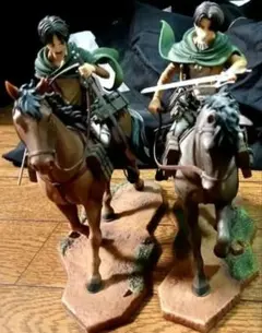 進撃の巨人 リヴァイ エレン フィギュアセット 1/8