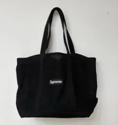 Item thumbnail for item be9a0c39-e90a-4c8a-8e5b-6a1b0d288ef1