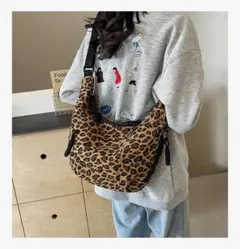 Item thumbnail for item 7d96adde-c276-4e71-b6fb-24b674dd176f