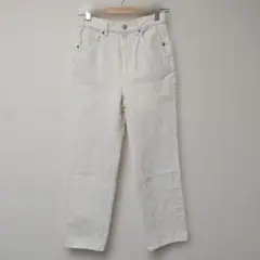 GU ストレートデニム　ホワイト　白