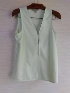 BANANA REPUBLIC 薄い緑 ノースリーブ XS