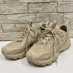 NIKE TC7900 ナイキ ベージュ スニーカー 23cm サンドドリフトのサムネイル